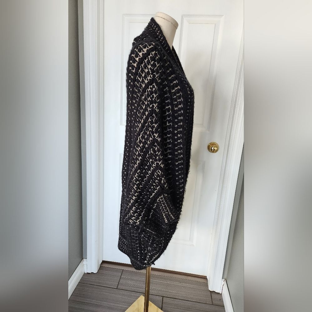 Zara Shawl Batwing knit wrap sweater - Size Medium - Picture 5 of 9
